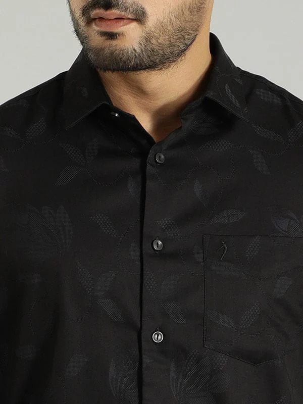Indian Terrain Men's Slim Fit Full Sleeve Self Design Black Shirt